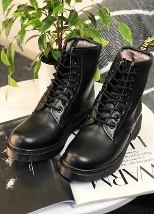 Жіночі черевики dr .martens 1460 total black хутро зима знижка sale | smb