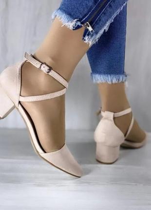 Туфлі жіночі