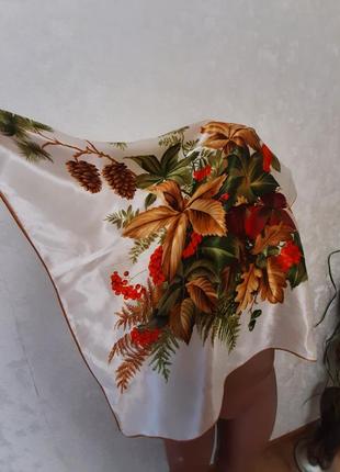 Сатиновий платок хустка в осінніх мотивах італія8 фото