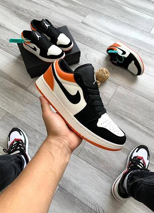 Кросівки Air Jordan 1 Mid 'Brushstroke'