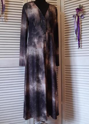 Платье в змеиный принт, на пуговичках с v образным вырезом zara3 фото