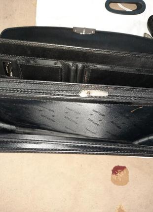 Жіночий портфель-сумка для документів та ноутбука бренду neri karra5 фото