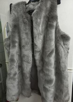Жилетка меховая искусственная осень-зима  жен.44-46 р.next вьетнам.