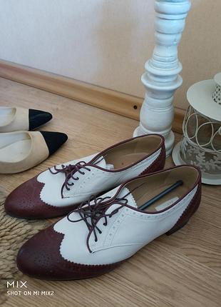 Туфлі броги zara