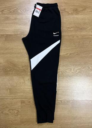 Спортивні штани nike tech fleece swoosh2 фото