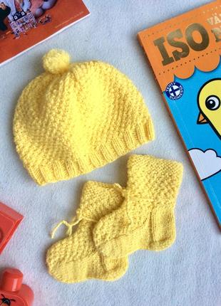 Набор шапочка и носки