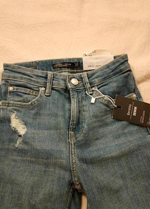 Джинсы bershka denim