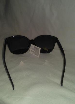 Женские солнцезащитные очки, есть  разноцветные  стёкла3 фото