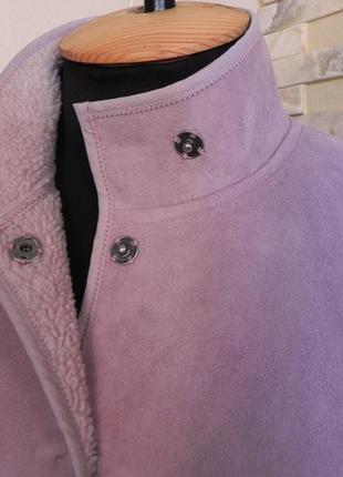 Класна курточка на хутрі, на кнопках, рожево-сірого кольору  next3 фото