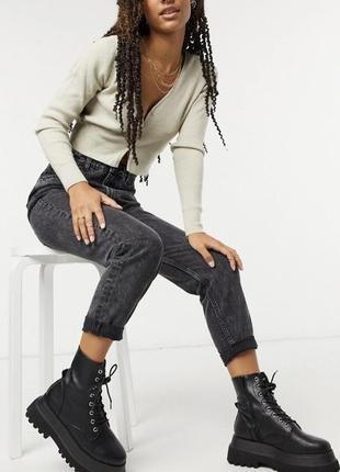 Джинсы мом Mom jeans bershka / джинси мом