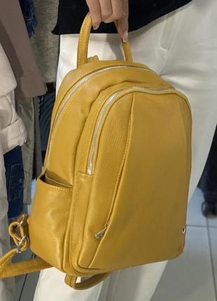 Рюкзак жовтий гірчичний рюкзак італійський рюкзак жіночий яскравий4 фото