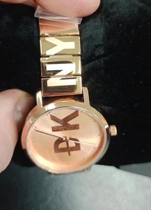 Годинник dkny5 фото