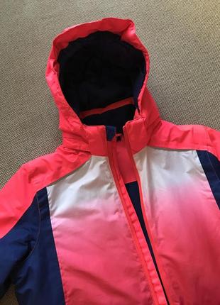 Шикарная яркая куртка про-во германия идеальная