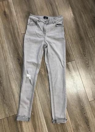 Жіночі джинси обтягуючі світло сірі еластичні