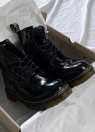 Зимові жіночі черевики dr. martens patent, женские зимние ботинки доктор мартинс4 фото