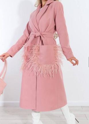 Пальто халат с поясом на запах с перьями карманами длинное кашемир теплое осень пудра розовое2 фото