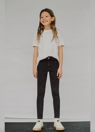 Джинсы zara