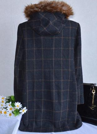 Брендовое демисезонное пальто дафлкот с меховым капюшоном в клетку george вьетнам2 фото