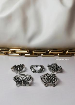 Набір кілець.