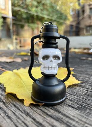 Брелок фонарик тыква и череп, хэллоуин, светиться.2 фото