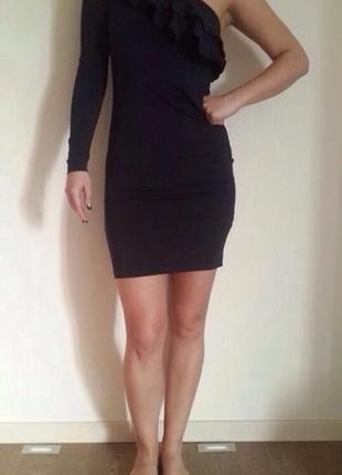 Нарядне плаття на одне плече