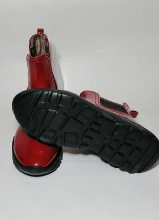 Гумові жіночі чоботи