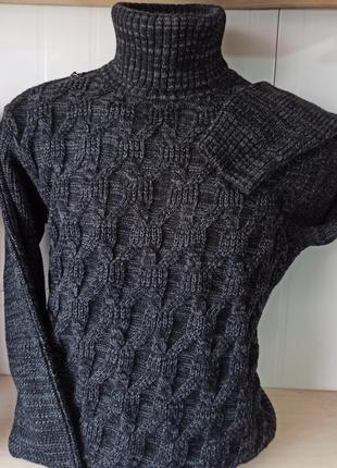 Теплий стильний чоловічий м'який светр з шерстю.4 фото