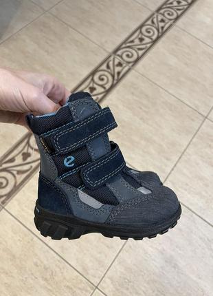 Зимові чоботи ecco gore-tex 13 см.