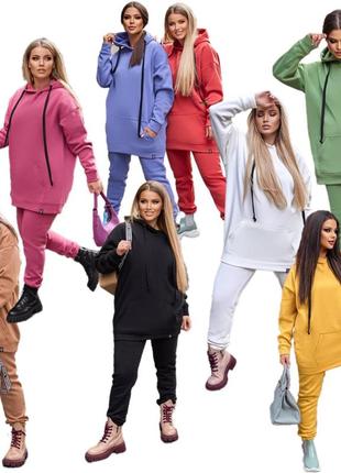 Теплий жіночий костюм