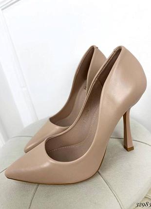 Туфлі-човники