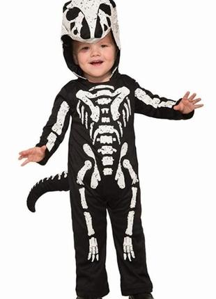 Карнавальный костюм скелет динозавра мальчику в идеале.