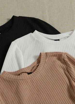 Трикотажний кроп топ з довгим рукавом в рубчик, базовий, стильний, трендовий, чорний,...