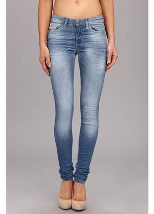 Женские джинсы diesel голубого цвета, skinny.2 фото