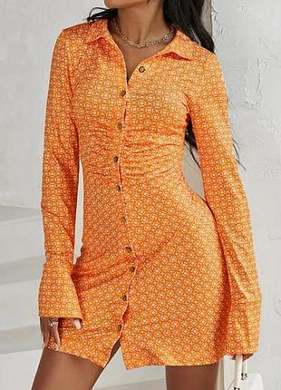 Міні сукня на ґудзиках
