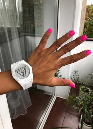 Женские наручные часы силиконовые часы guess с блестящим цыфеблатом6 фото