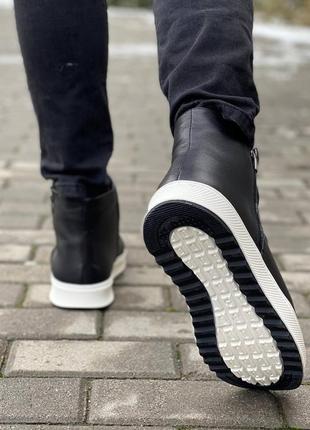 Зимові чоловічі уггі