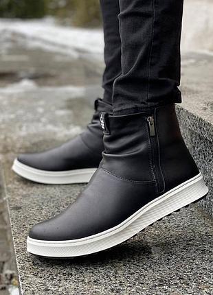 Зимові чоловічі уггі