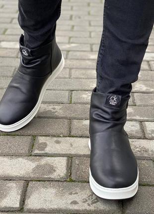 Зимові чоловічі уггі