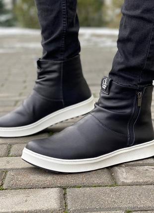 Зимові чоловічі уггі