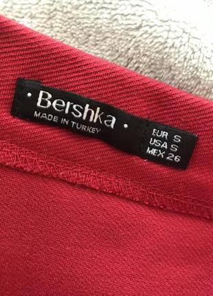 Спідниця червоного кольору bershka4 фото