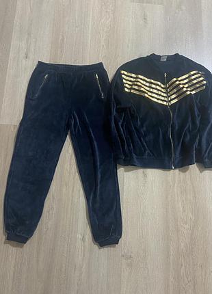 Спортивний костюм