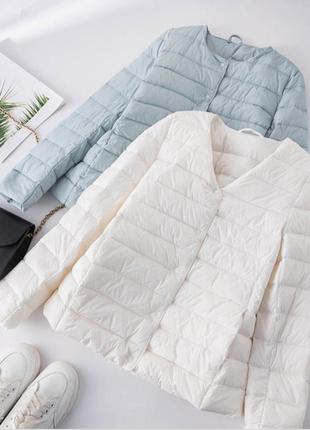 Біла куртка