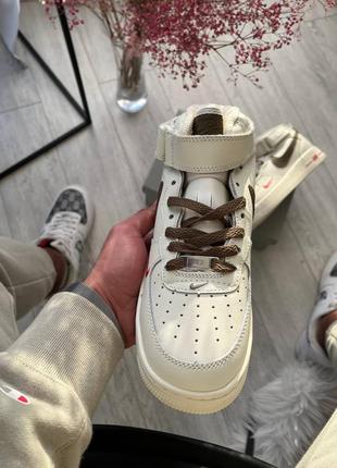 Nike air force 1 brown white rise mocco зимние кроссовки найк с мехом кремовые беж коричневые кофейные кросівки зимові зимні женские мужские3 фото