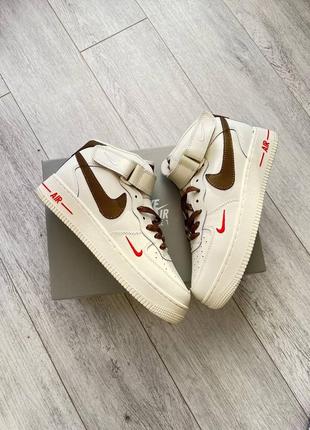 Nike air force 1 brown white rise mocco кросівки з хутром зимові зимні мокко жіночі чоловічі зимние кроссовки найк с мехом кремовые беж кофейные