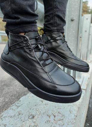 Теплые ботинки спортивные,кроссовки кожаные черные мужские зимние (зима 2022-2023) для мужчин,удобные,комфортные,стильные