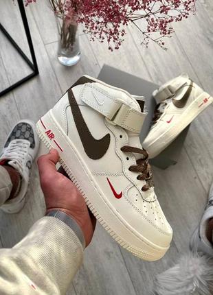 Прекрасные женские зимние высокие кроссовки nike air force 1 high fur молочные на меху 36-45 р7 фото