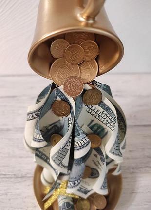 Сувенир статуэтка парящая чашка с золотым напылением и долларами ручная работа хенд...