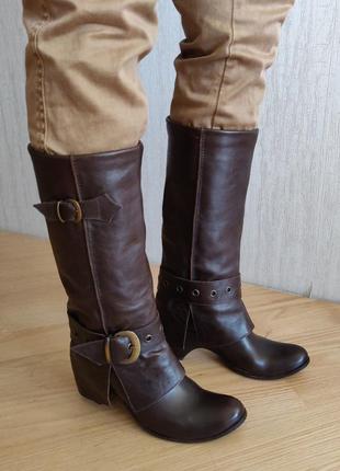 Жіночі коричневі шкіряні модні чоботи  бренд vero gudia2 фото