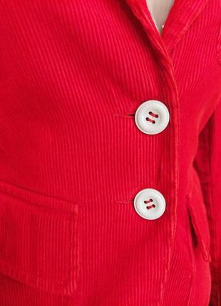 Фирменный mango вильветовый пиджак/жакет сочного красного цвета, размер с-м7 фото