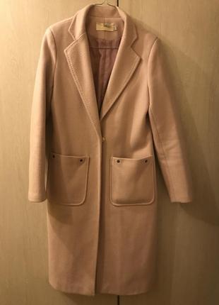 Пальто рожевого кольору3 фото